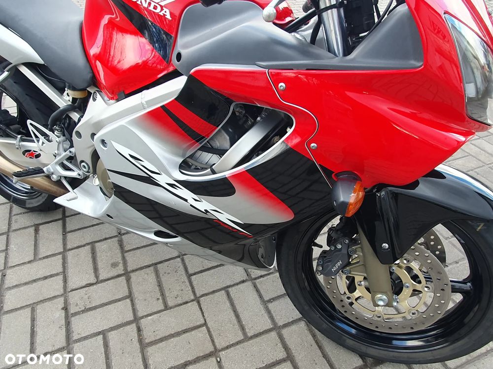 Honda CBR - 16