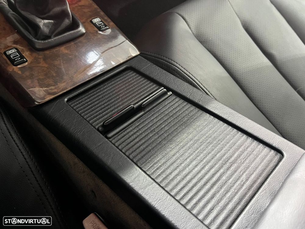 Mercedes-Benz SL 280 Standard - 19