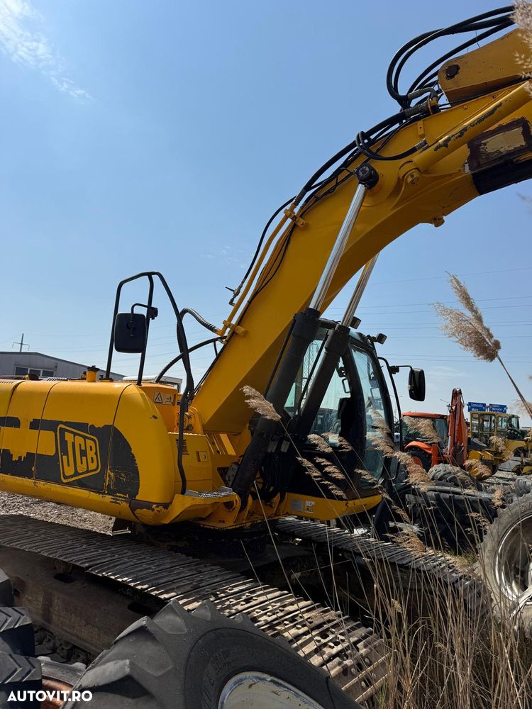 JCB JS210 - 9
