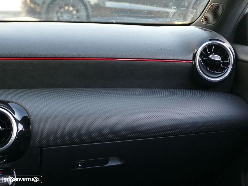 Mercedes-Benz A 180 d AMG Line Aut. - 36