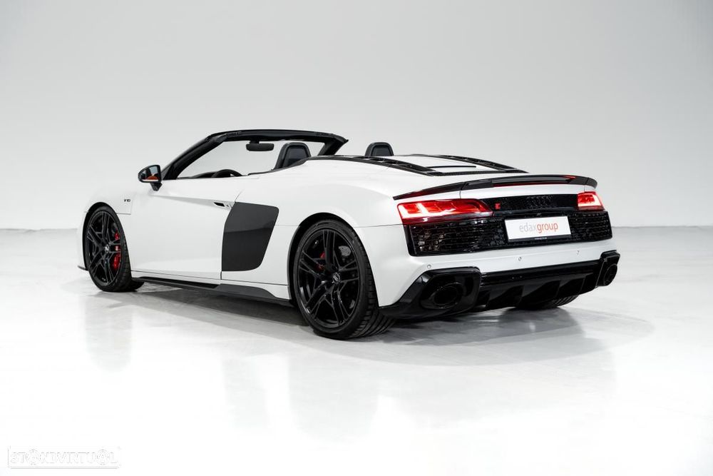 Audi R8 Spyder 5.2 FSi V10 S tronic Plus - 4