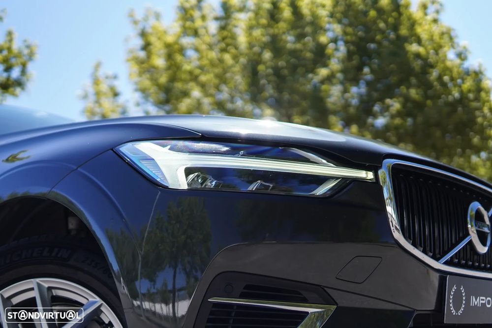 Volvo XC 60 2.0 T8 PHEV Momentum Plus AWD - 9