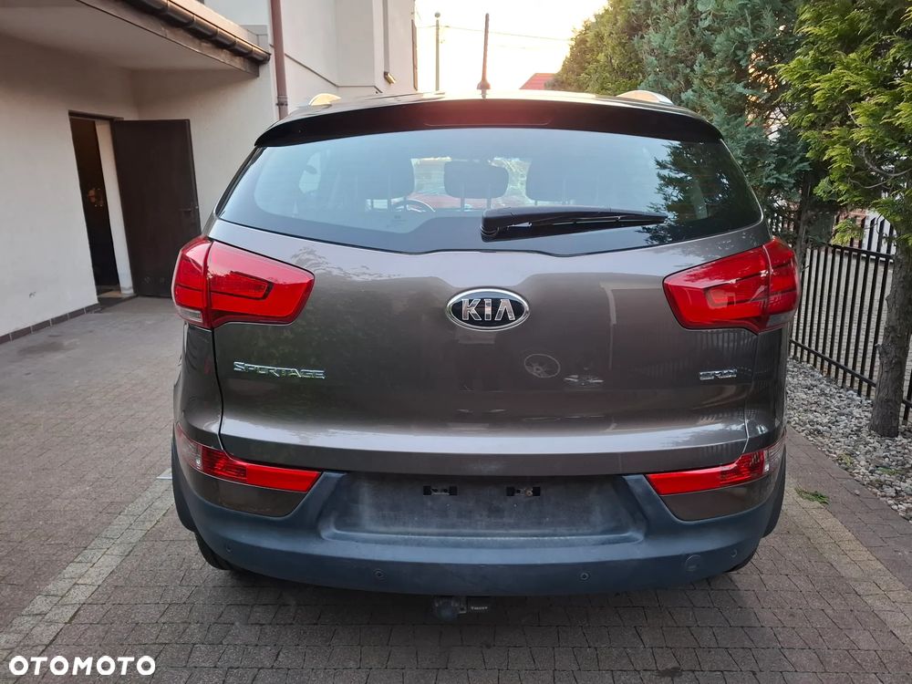 Kia Sportage 2.0 CRDI 4WD Automatik Fifa World Cup Edition - 4