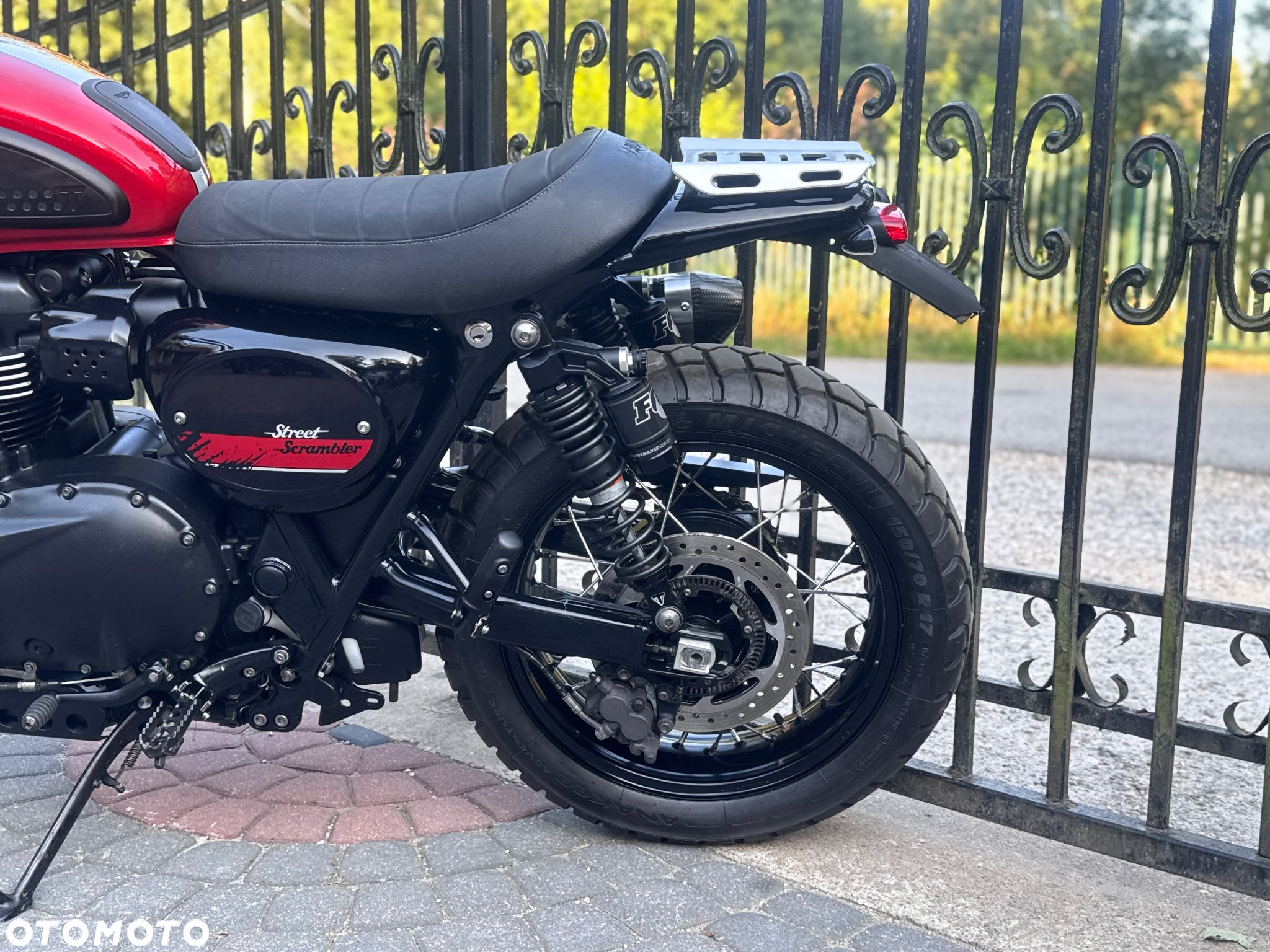 Triumph Street Scrambler - 18