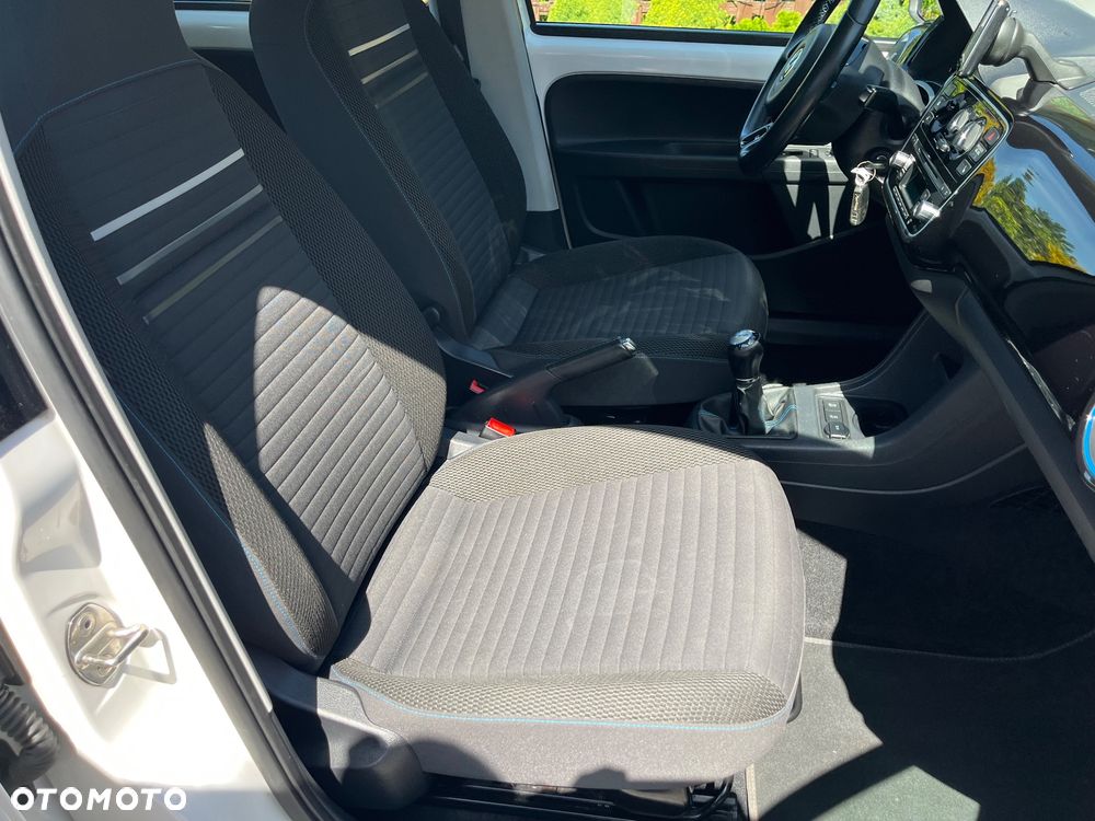 Volkswagen up! - 10