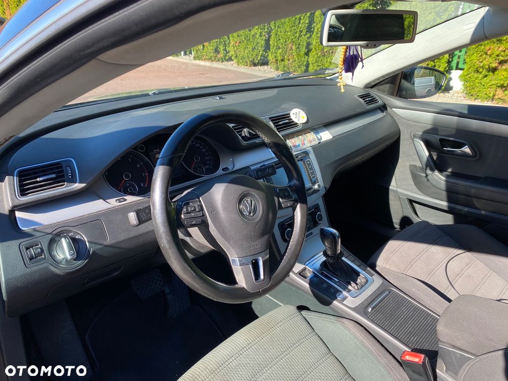 Volkswagen Passat CC - 14