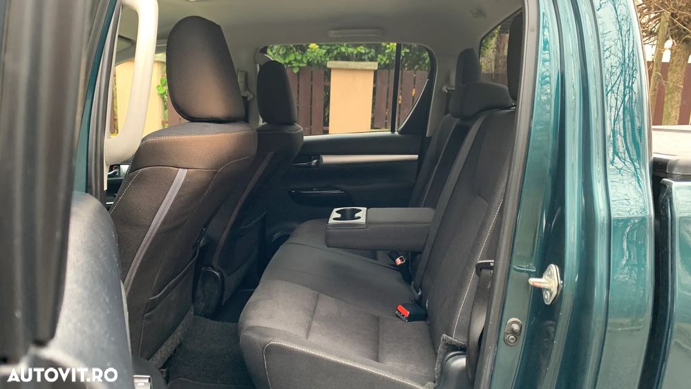 Toyota Hilux 2.8D 204CP 4x4 Double Cab AT Executive Color Edition - 9