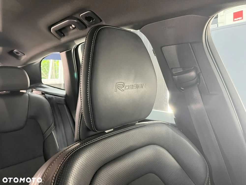 Volvo XC 60 T4 R-Design - 14