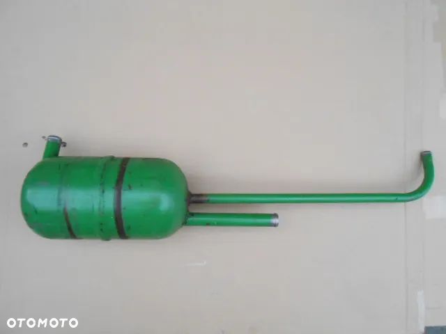 Zbiornik wyrównawczy oleju hydraulicznego RE16364 John Deere 4755 - 1