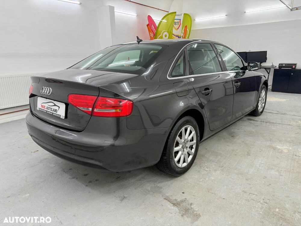 Audi A4 2.0 TDI DPF Attraction - 2