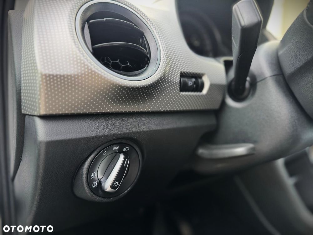 Volkswagen up! - 17