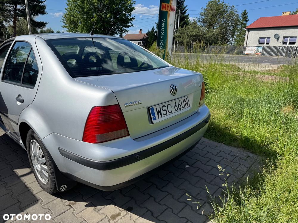 Volkswagen Bora 1.6 Trendline - 7