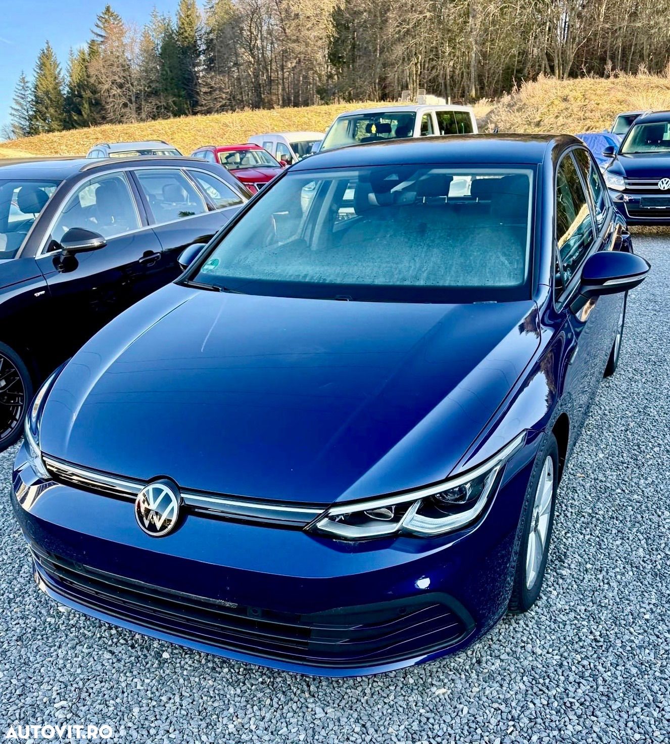 Volkswagen Golf - 1