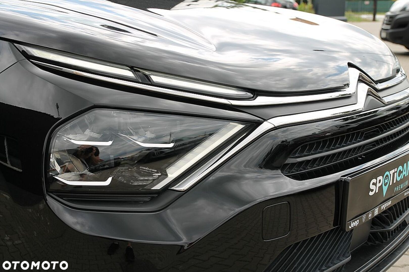 Citroën C4 1.2 PureTech Plus S&S EAT8 - 19