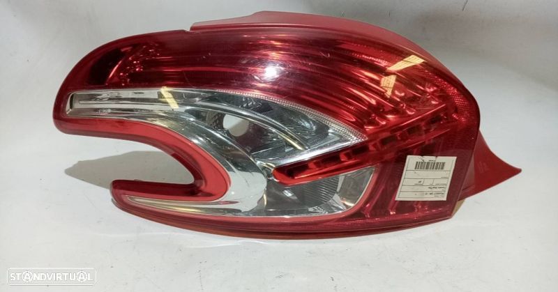 Farolim esquerdo PEUGEOT 208 - 1