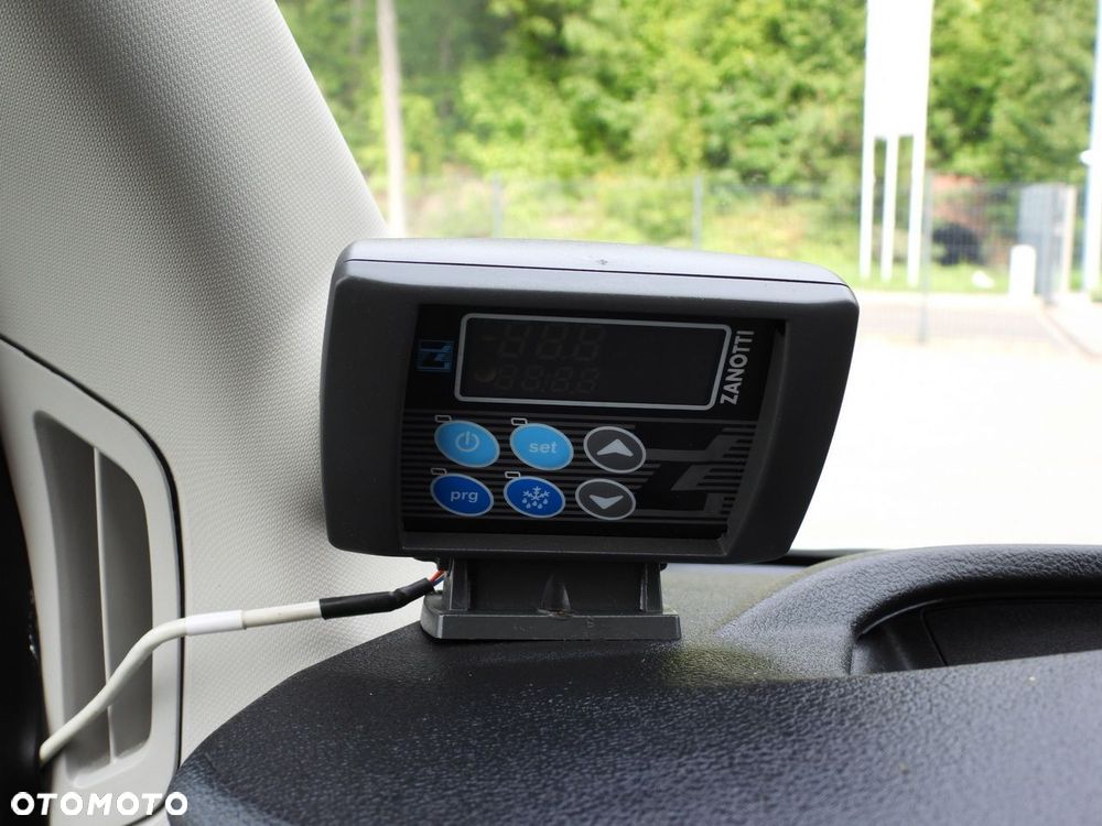 Ford TRANSIT CHŁODNIA KONTENER 0*C 8 PALET ZASILANIE 230V TEMPOMAT BLIŹNIACZE KOŁA KLIMATYZACJA  165KM - 29