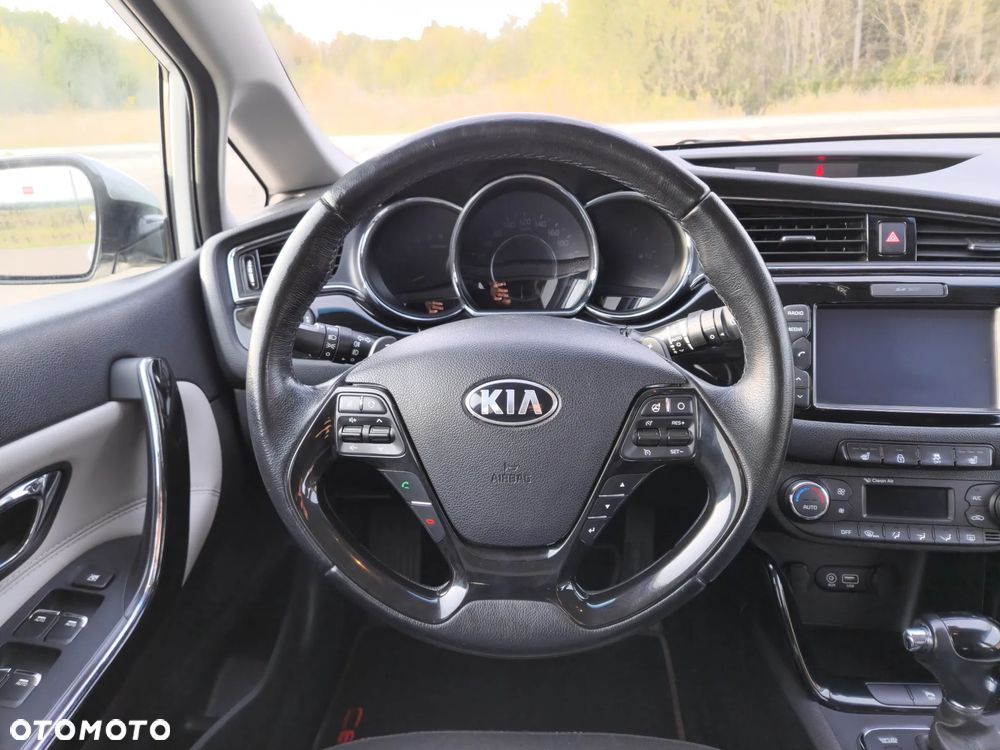Kia Ceed Cee'd 1.6 CRDi L Business Line DCT - 28