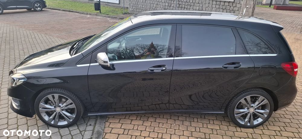 Mercedes-Benz Klasa B 200 7G-DCT Style - 17