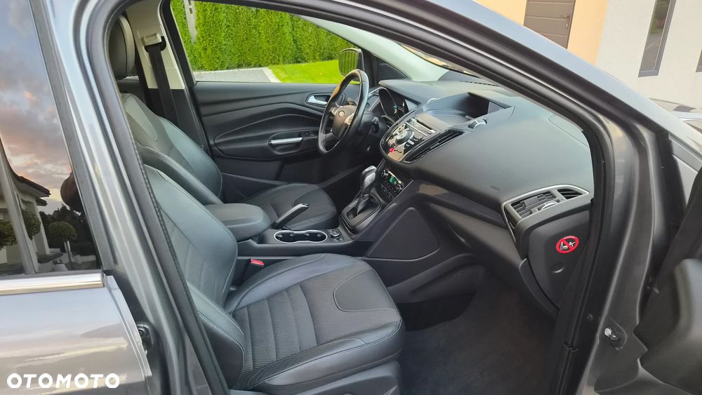 Ford Kuga 2.0 TDCi 4x4 Titanium - 8