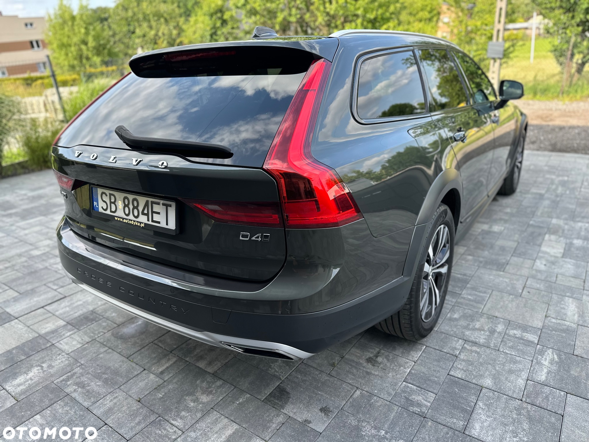 Volvo V90 Cross Country D4 AWD - 16