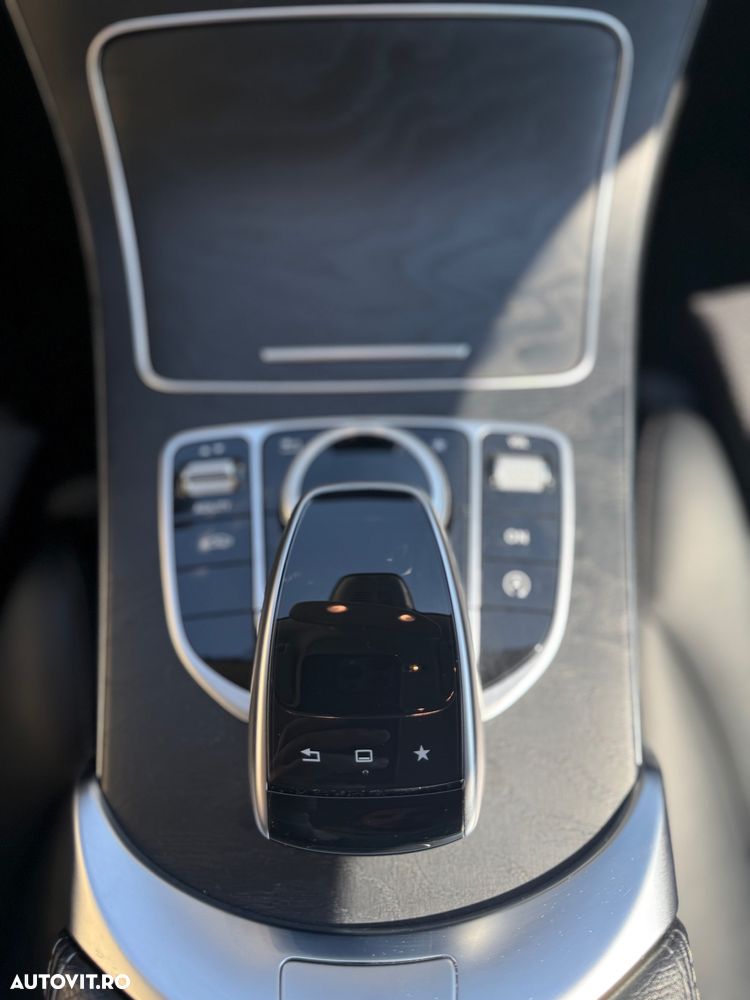 Mercedes-Benz C - 14