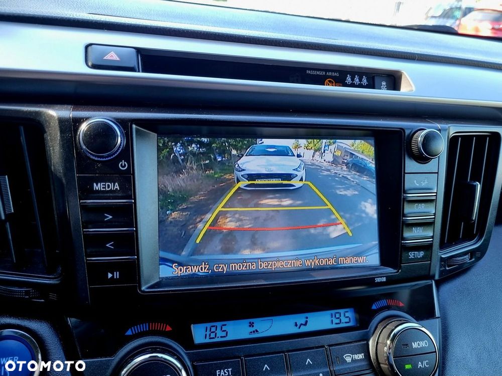 Toyota RAV4 - 22