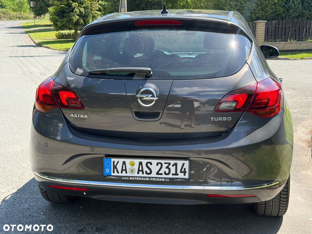 Opel Astra 1.4 Turbo Exklusiv - 6