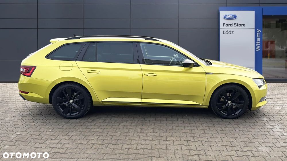 Skoda Superb 2.0 TDI SCR 4x4 Sportline DSG - 2