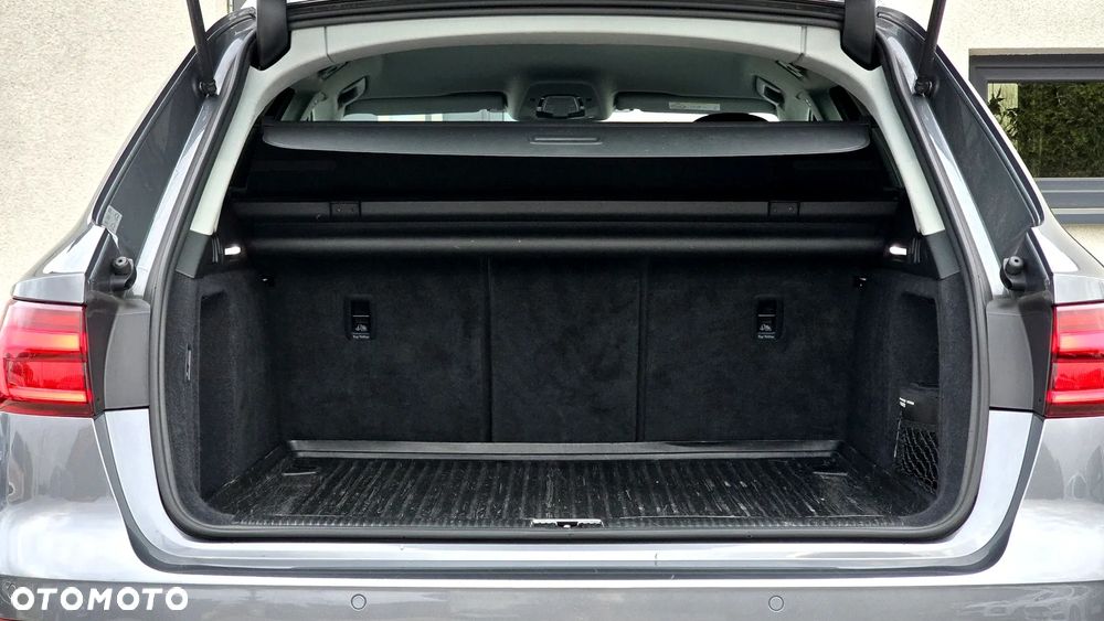 Audi A4 Allroad 3.0 TDI S tronic - 32