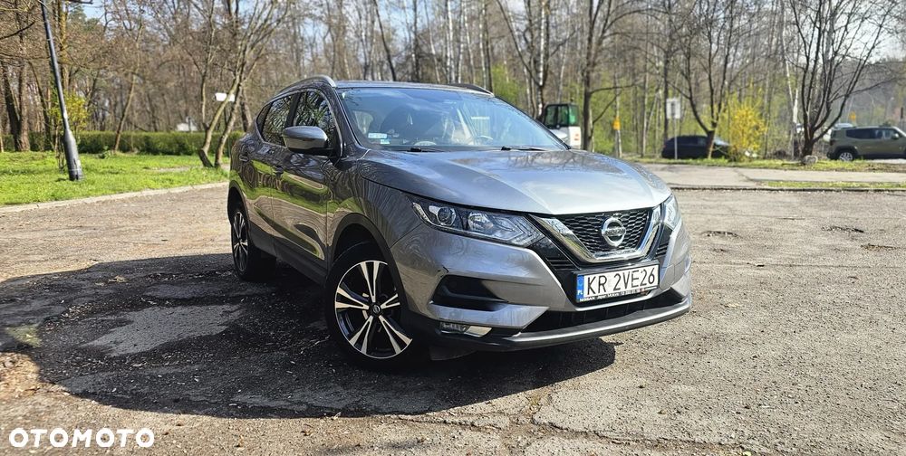 Nissan Qashqai 1.3 DIG-T N-Connecta DCT - 1