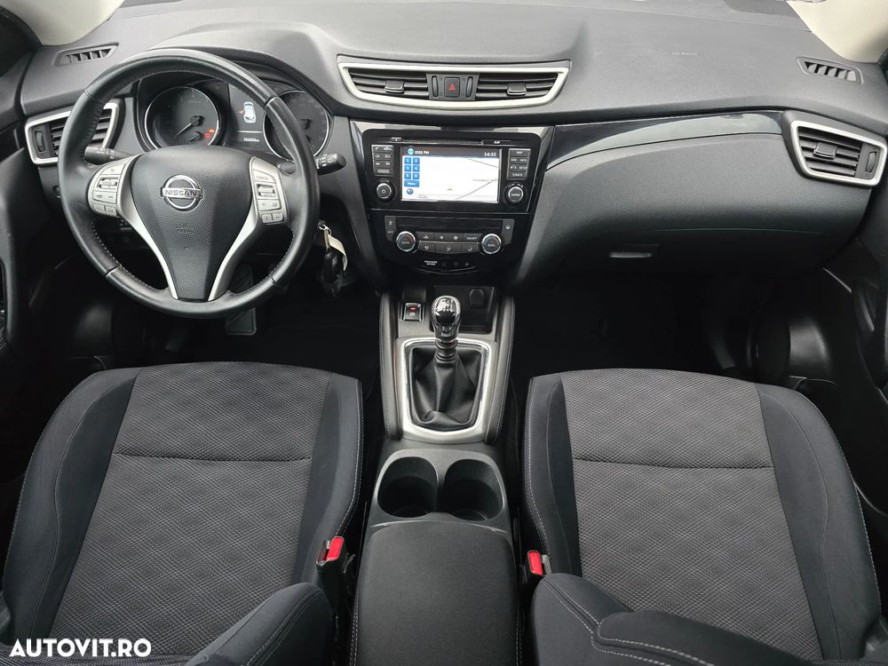 Nissan Qashqai 1.2 DIG-T ACENTA - 5