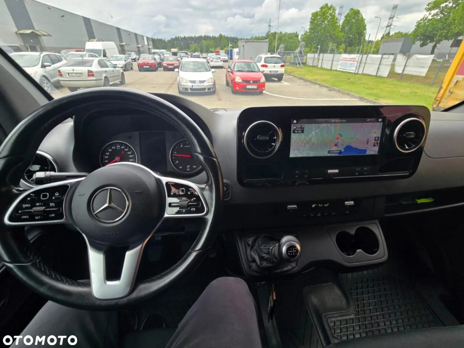 Mercedes-Benz Sprinter - 9