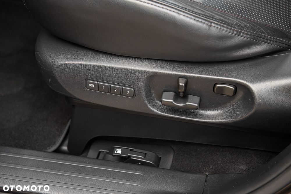 Mazda CX-9 3.7 V6 Sport - 17