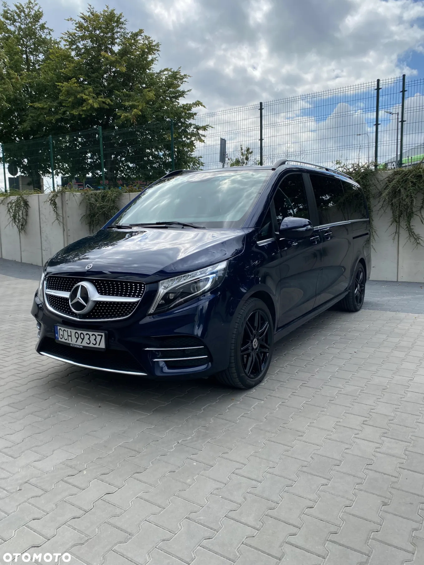 Mercedes-Benz Klasa V 300 d 4-Matic Avantgarde 9G-Tronic (d³ugi) - 18