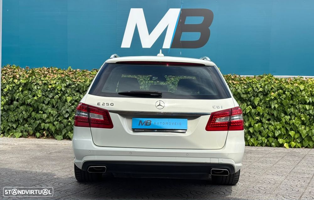 Mercedes-Benz E 250 CDI Avantgarde BE Auto. - 40