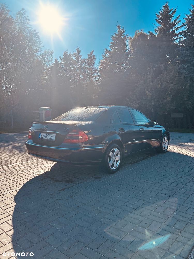 Mercedes-Benz E-Class 2002 photo 5