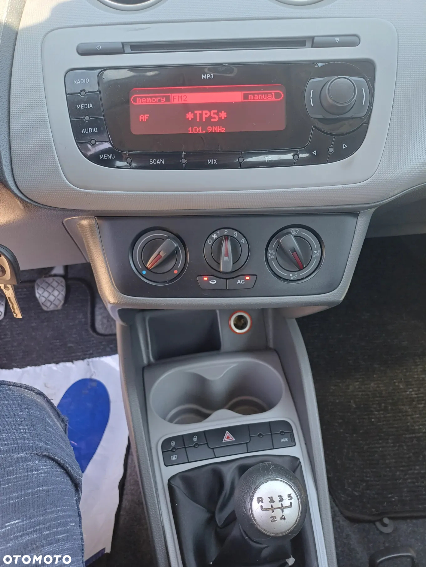 Seat Ibiza 1.4 16V Style - 19