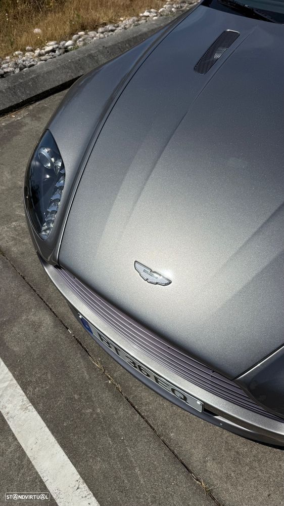 Aston Martin Vantage Coupe Sportshift - 3