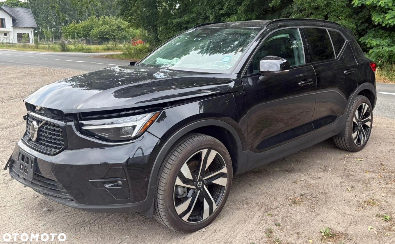 Volvo XC 40 B5 AWD Ultimate Dark - 1