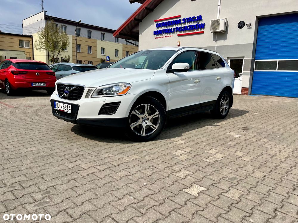 Volvo XC 60 - 1