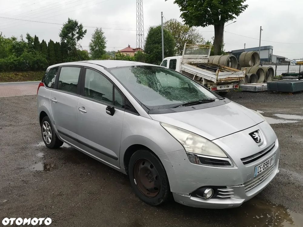 Peugeot 5008 1.6 HDi Premium - 14