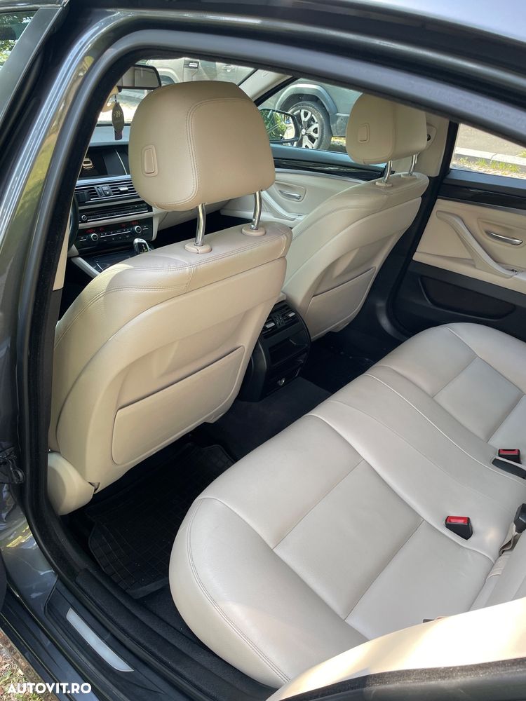 BMW Seria 5 518d AT - 12