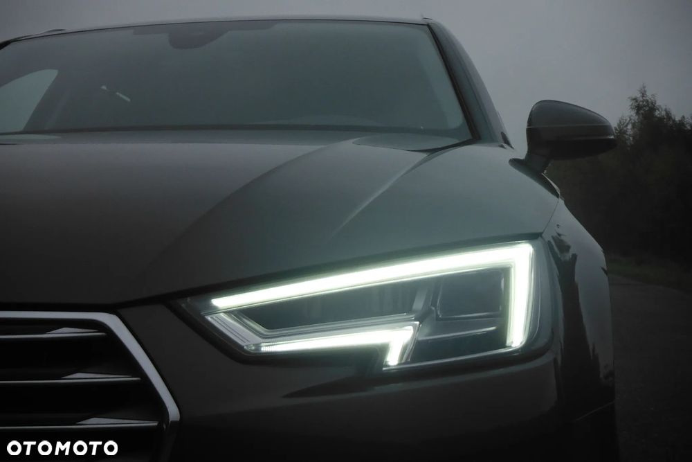 Audi A4 Avant 2.0 TDI Sport S tronic - 8