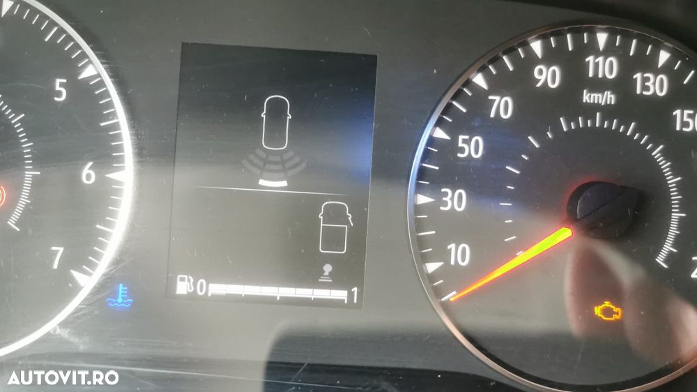 Renault TRAFIC - 4