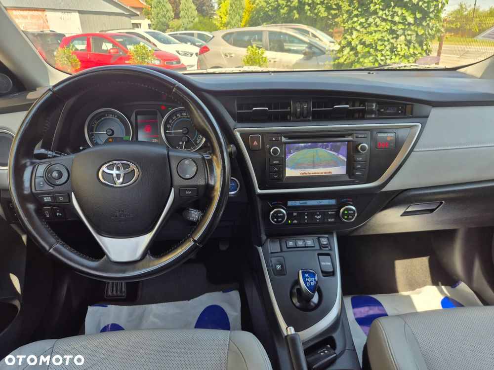 Toyota Auris - 19