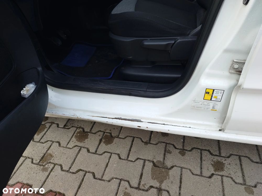Citroën C4 Picasso 1.6 HDi Attraction - 10