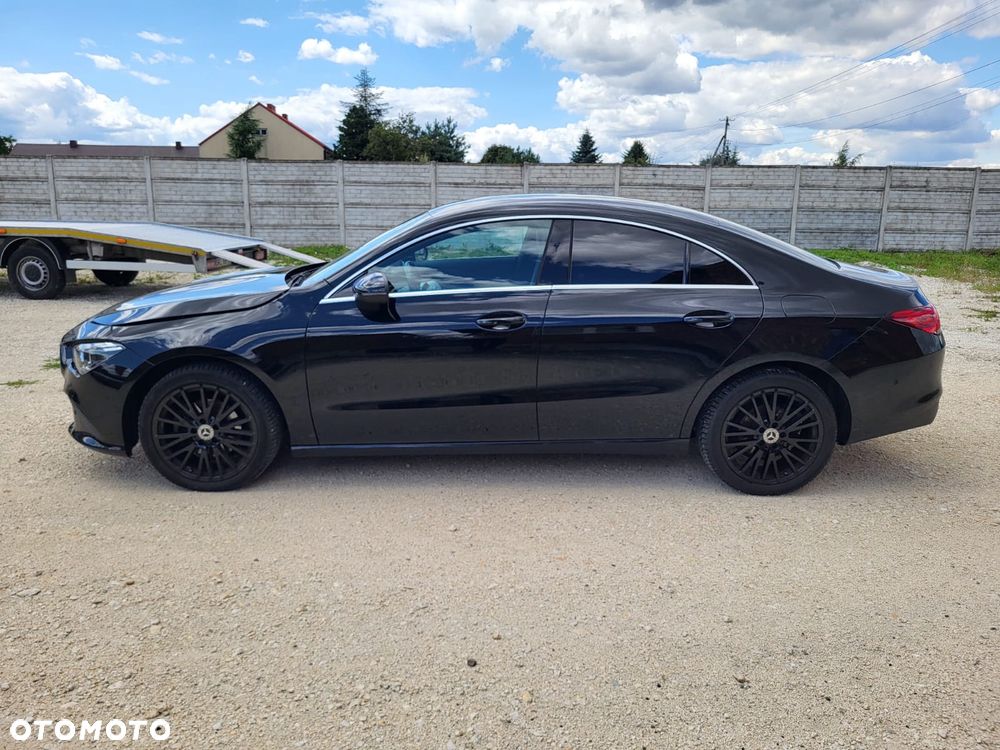 Mercedes-Benz CLA 180 7G-DCT Progressive Line Advanced - 1