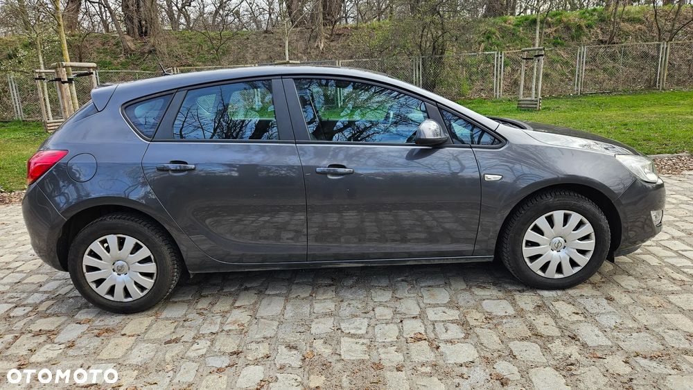 Opel Astra 1.4 Edition - 4