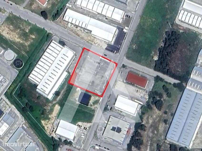Terreno Industrial localizado em Cantanhede - Grande imagem: 2/17