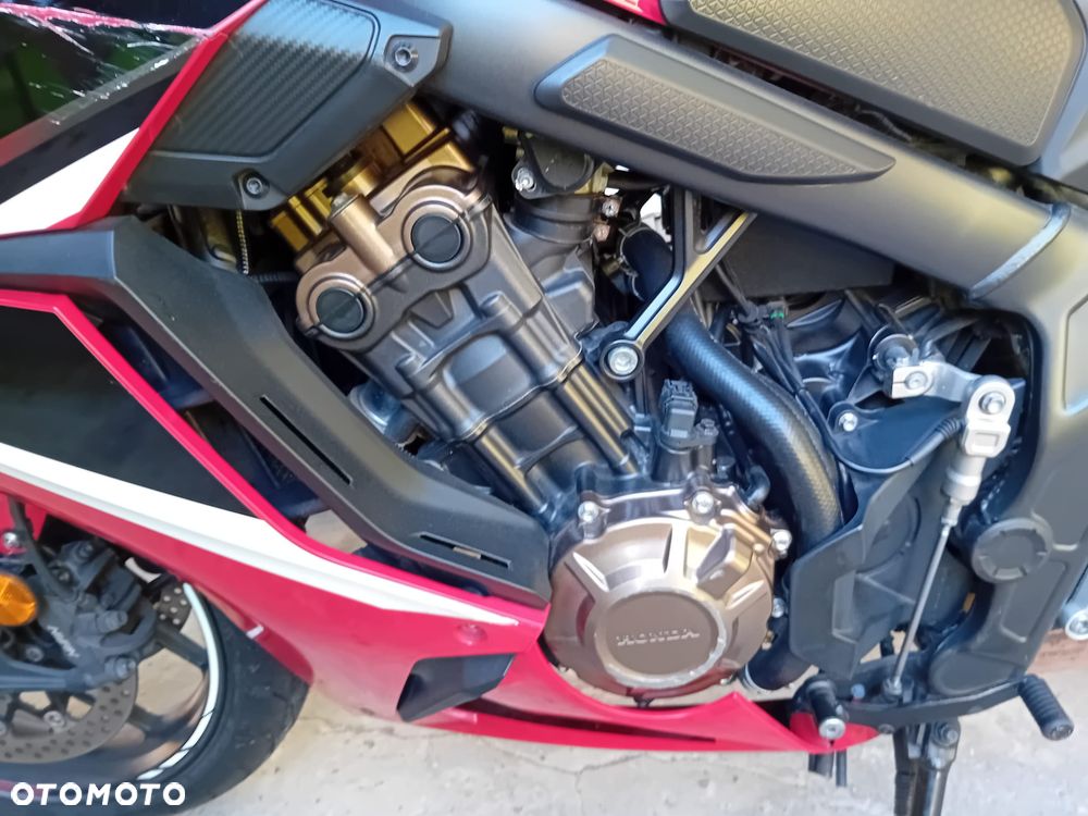 Honda CBR - 12